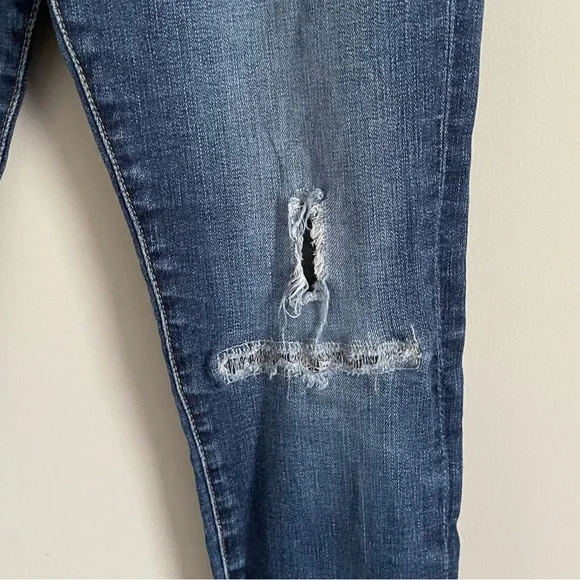 AG Adriano Goldschmied The Farrah High-Rise Distressed Skinny - Picture 5 of 7